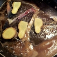 魚の臭みなし 甘辛な我が家の定番 カレイの煮付け レシピ 作り方 By ラズベリっち 楽天レシピ 魚の臭みなし 甘辛な我が家の定番 カレイの煮付け レシピ 作り方 By ラズベリっち 楽天レシピ
